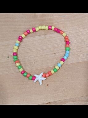 Multicolor Beaded Starfish stretch Bracelet